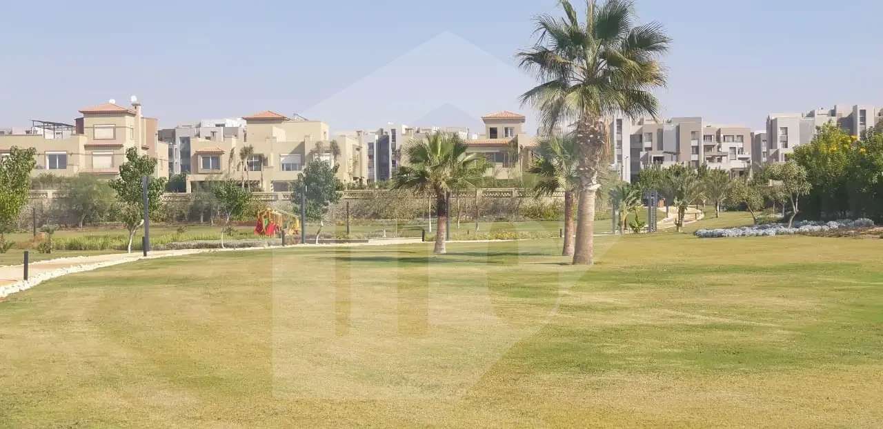 Town house for sale Palm Hills Kattameya 5 bedrooms