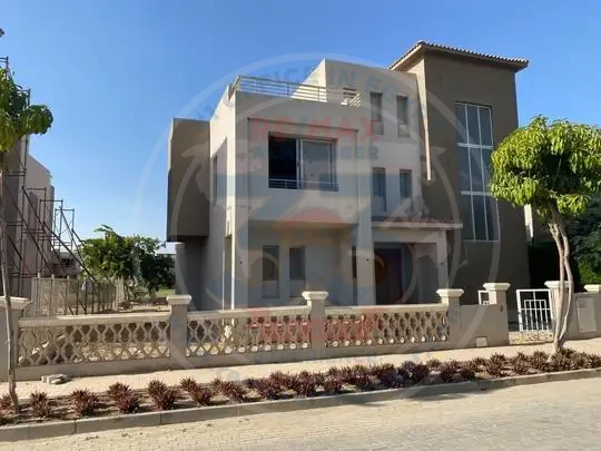 Townhouse in palm hills