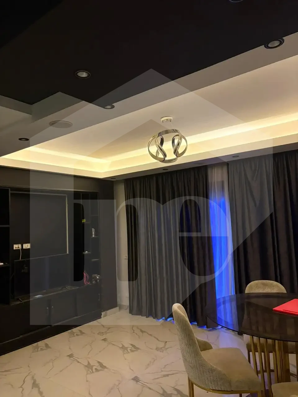 Townhouse for sale in Hyde Park compound living room with elegant finishing and comfortable space