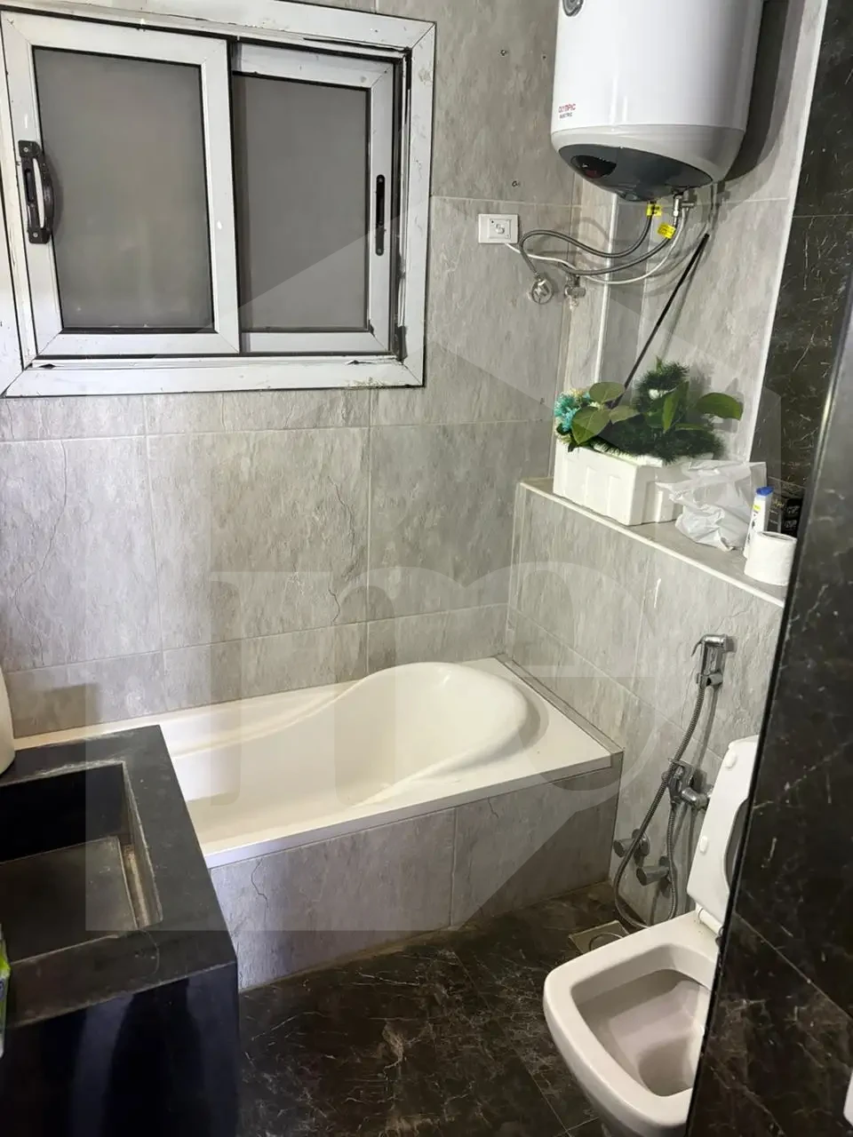 Townhouse for sale in Hyde Park compound bathroom with bathtub and high quality finishes