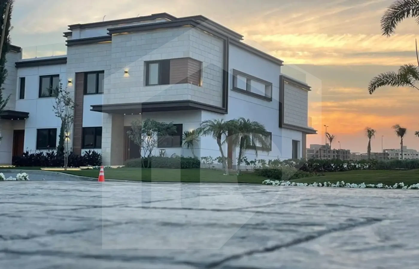 Townhouse for sale in the Fifth Settlement in Azhar 2 Compound