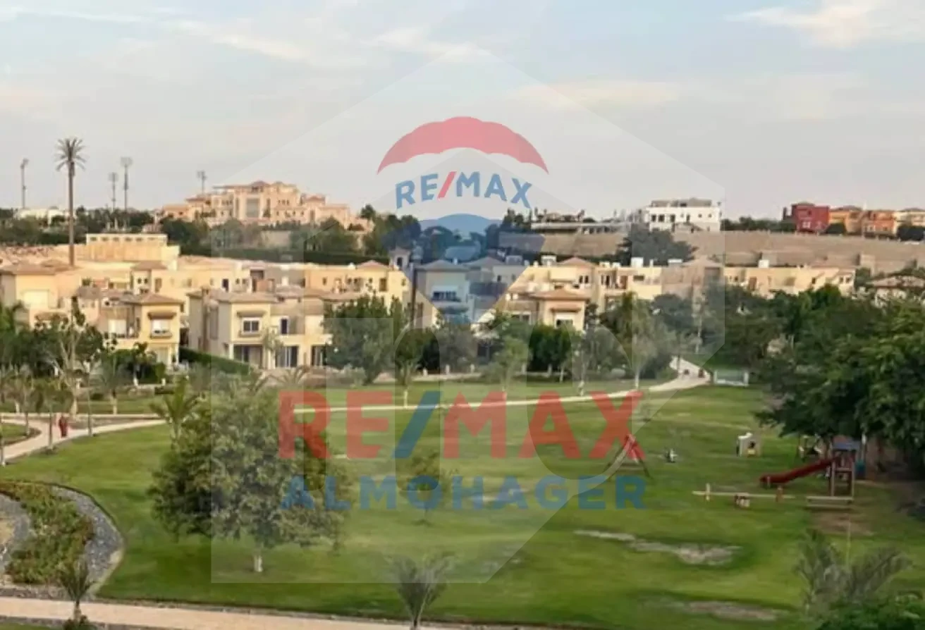 Corner townhouse for sale in Bamboo Palm Hills, 6th of October