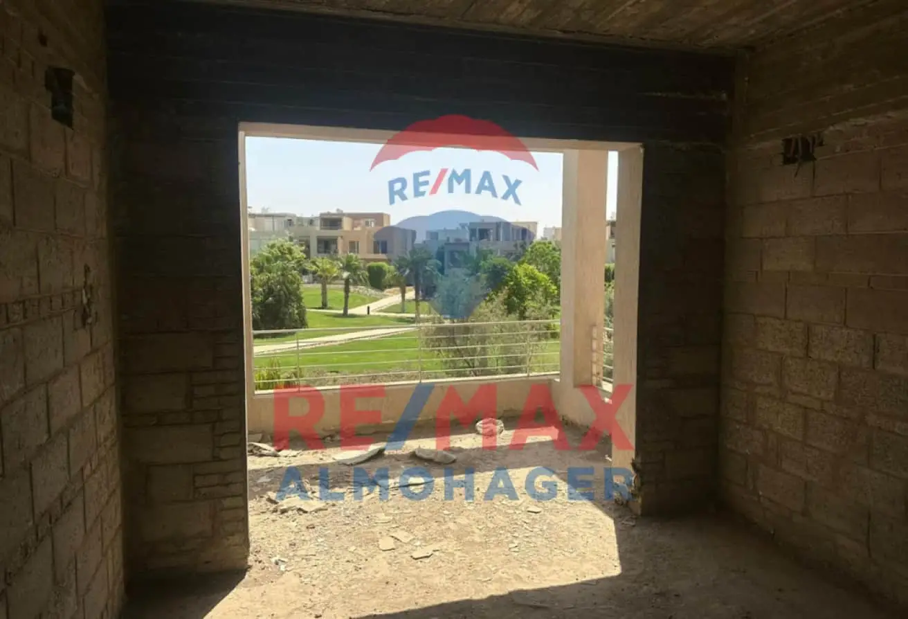 Townhouse for Sale in Golf Extension – Palm Hills, 6th of October