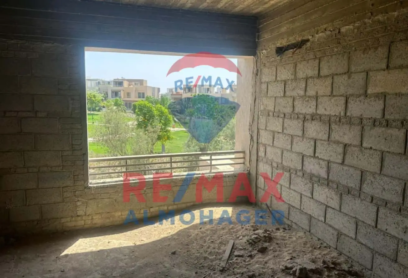 Townhouse for Sale in Golf Extension – Palm Hills, 6th of October