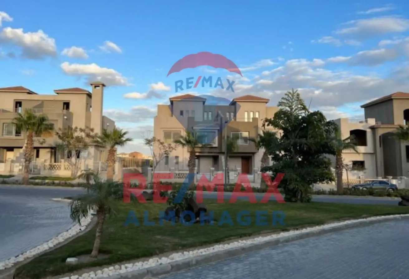 Finished Townhouse for sale in Golf Extension - Palm Hills, 6th October  Ready for immediate move-in