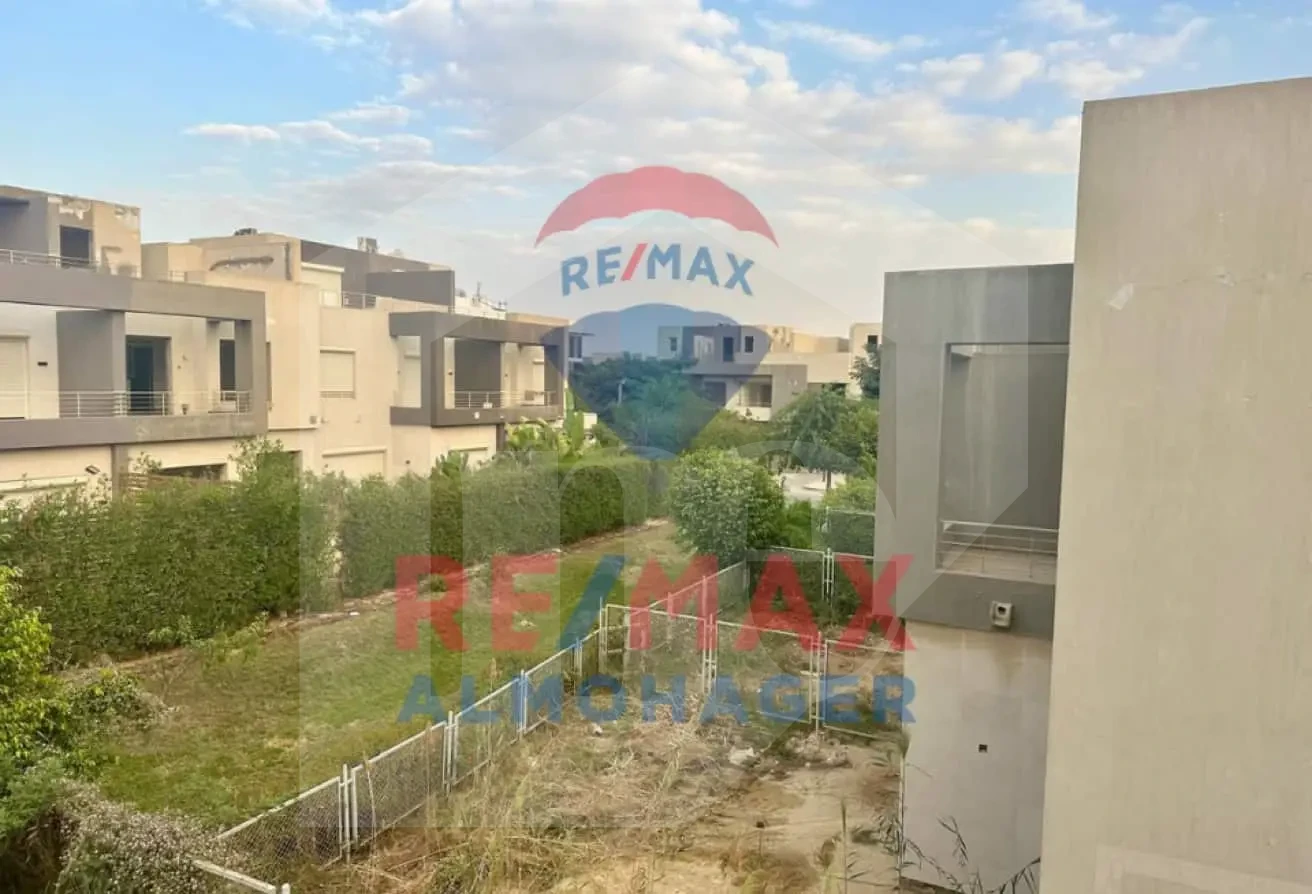 Luxury Townhouse for Sale in Woodville Palm Hills - 6th of October