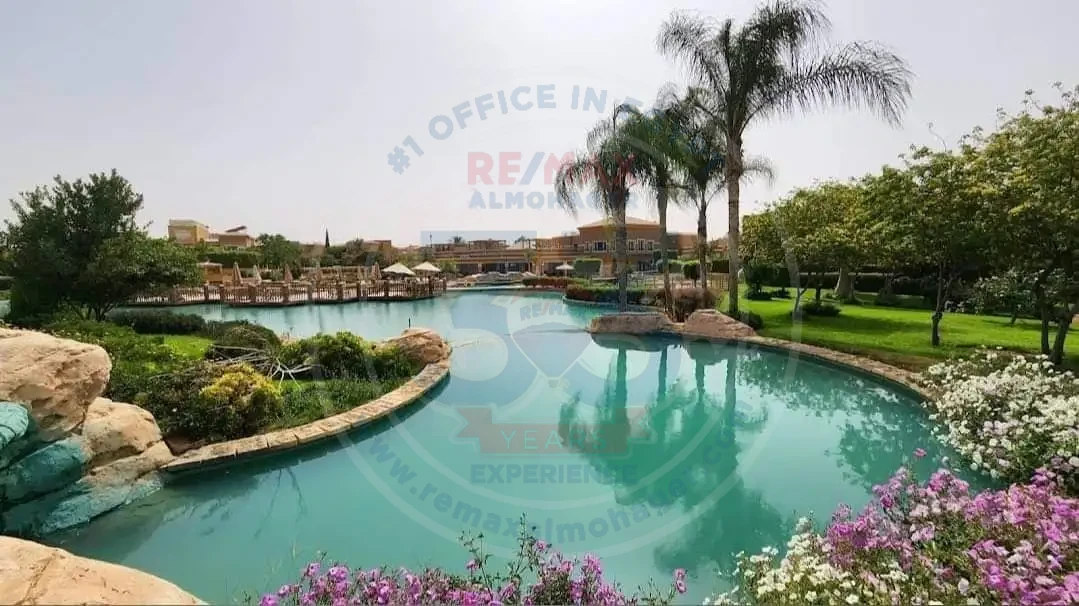 Twin house for sale at Bellagio Compound