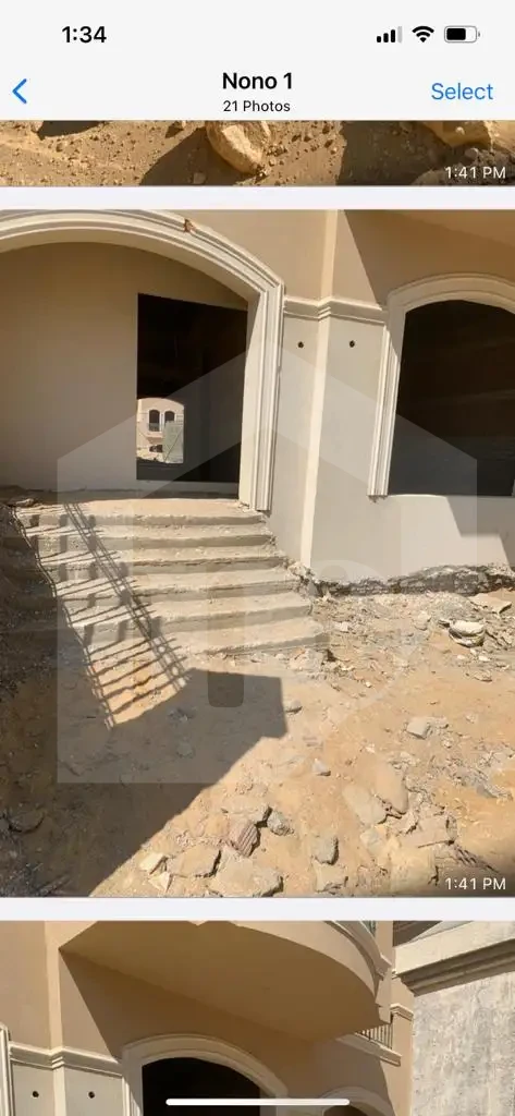 Entrance steps of twin house for sale in El Patio Oro