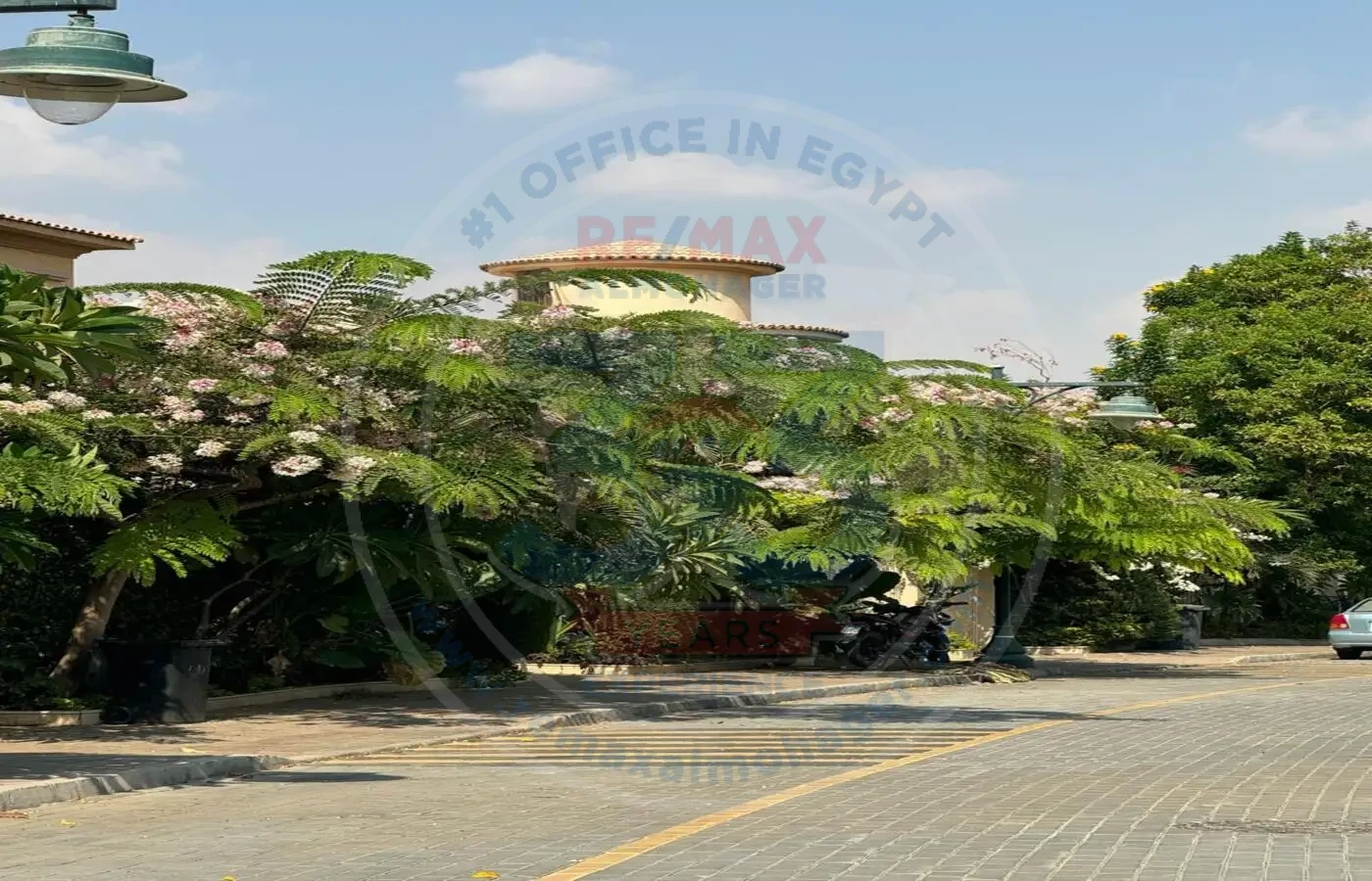 Finished twin house for sale in New Cairo with Garden