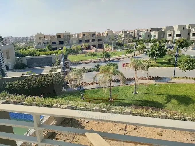 Palm Hills Compound