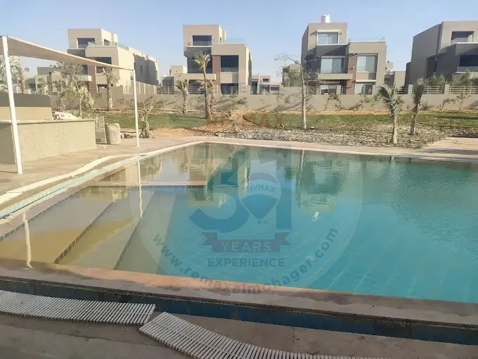 Palm Hills Compound