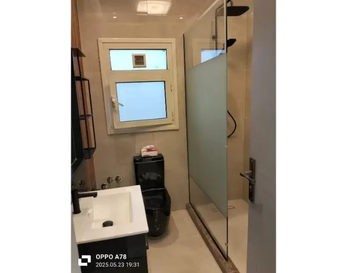 فيلا مستقلة للبيع في مون فالي القاهره الجديدة