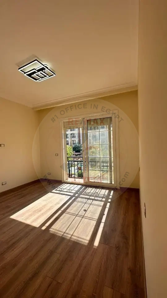 Distinctive apartment in Regent's Park for rent