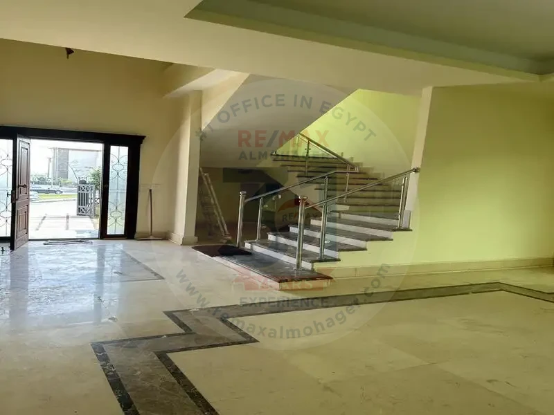 Villa for rent in Mirage City Compound, New Cairo, land area: 1500 square meters