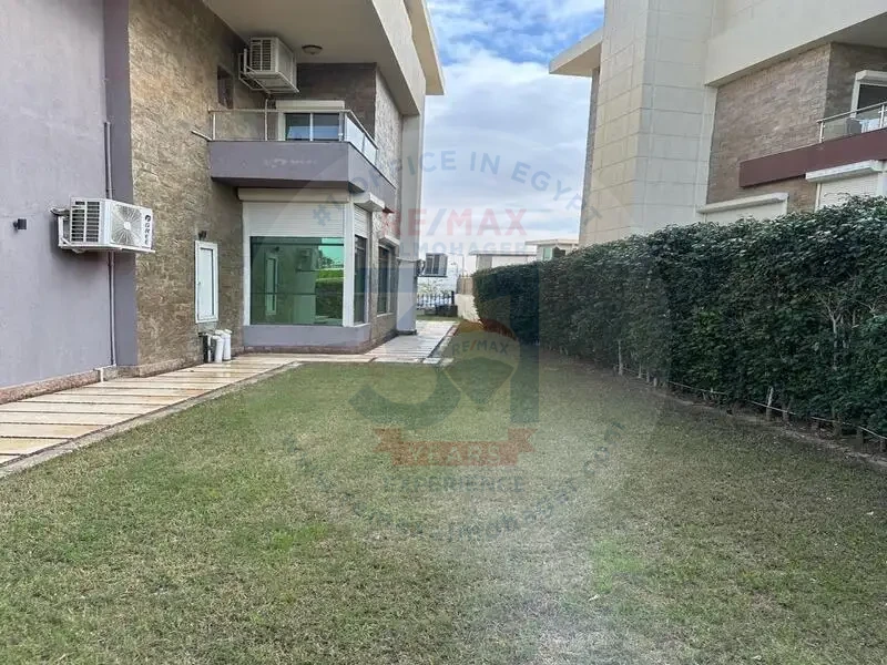 Villa for rent in Mirage City Compound, New Cairo, land area: 1500 square meters