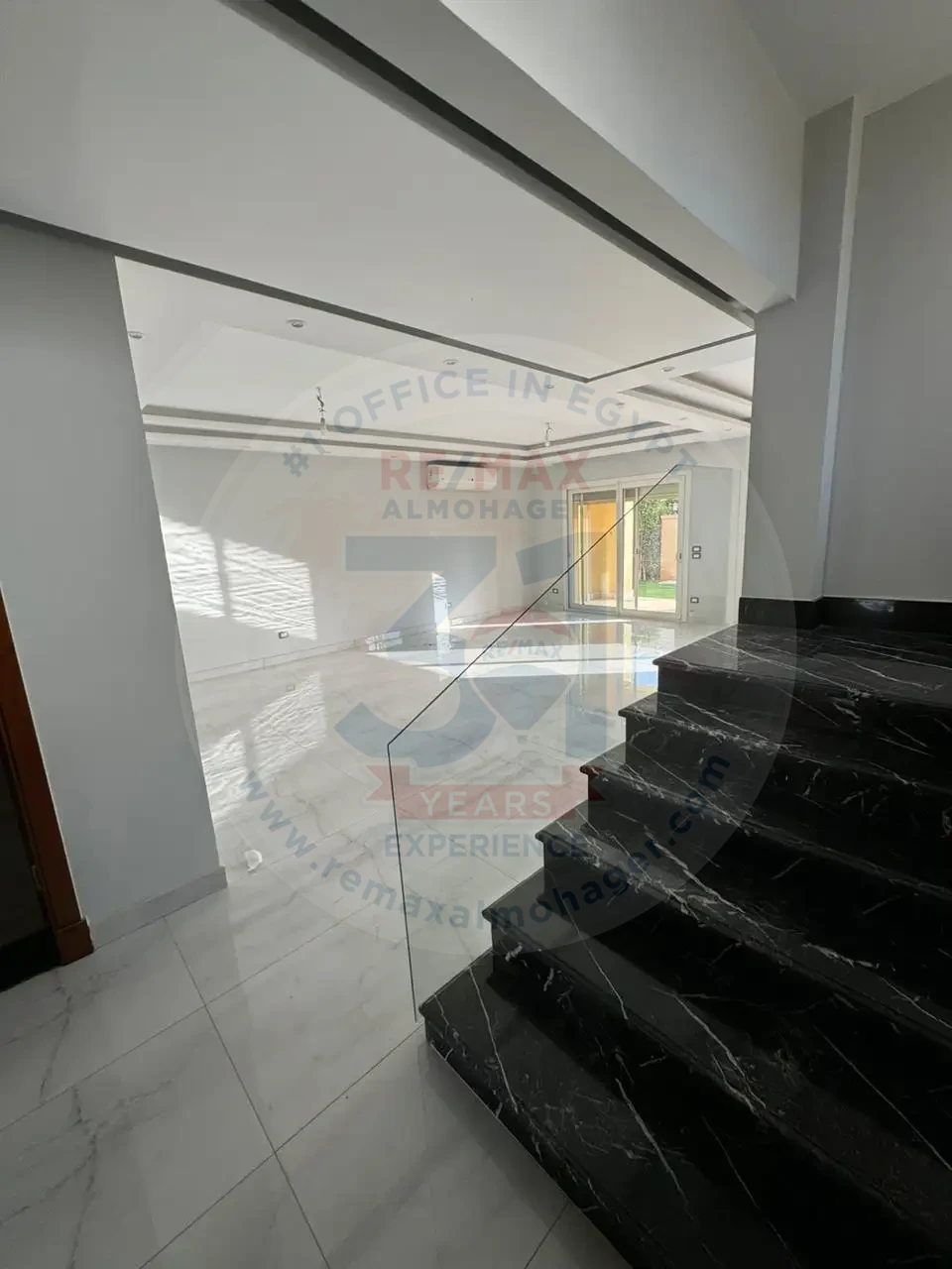 For rent in Mivida, 570m, super luxury, New Cairo