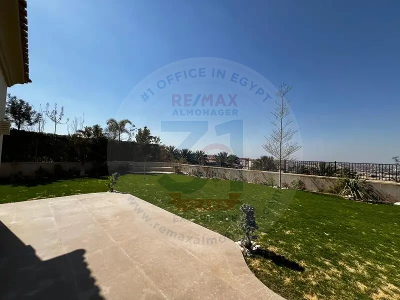 Villa for rent in Uptown New Cairo, super deluxe
