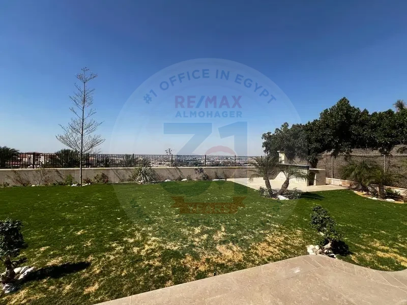 Villa for rent in Uptown New Cairo, super deluxe
