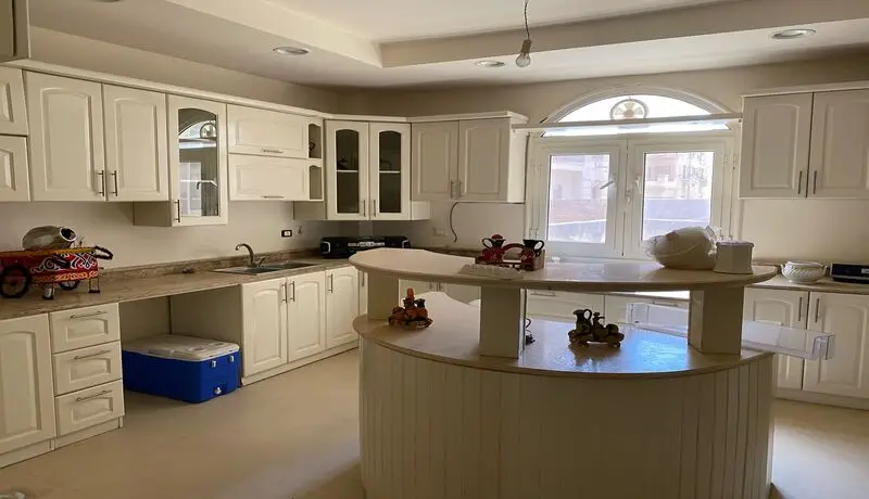 Villa for rent in Yasmine 5, New Cairo, 500 meters