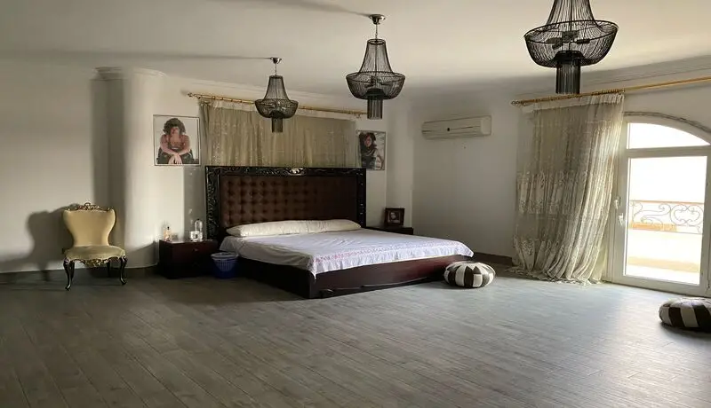 Villa for rent in Yasmine 5, First Settlement, 500 meters