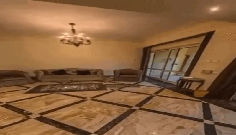 فيلا للبيع في كمبوند الباتيو 2 بتصميم كلاسيك
