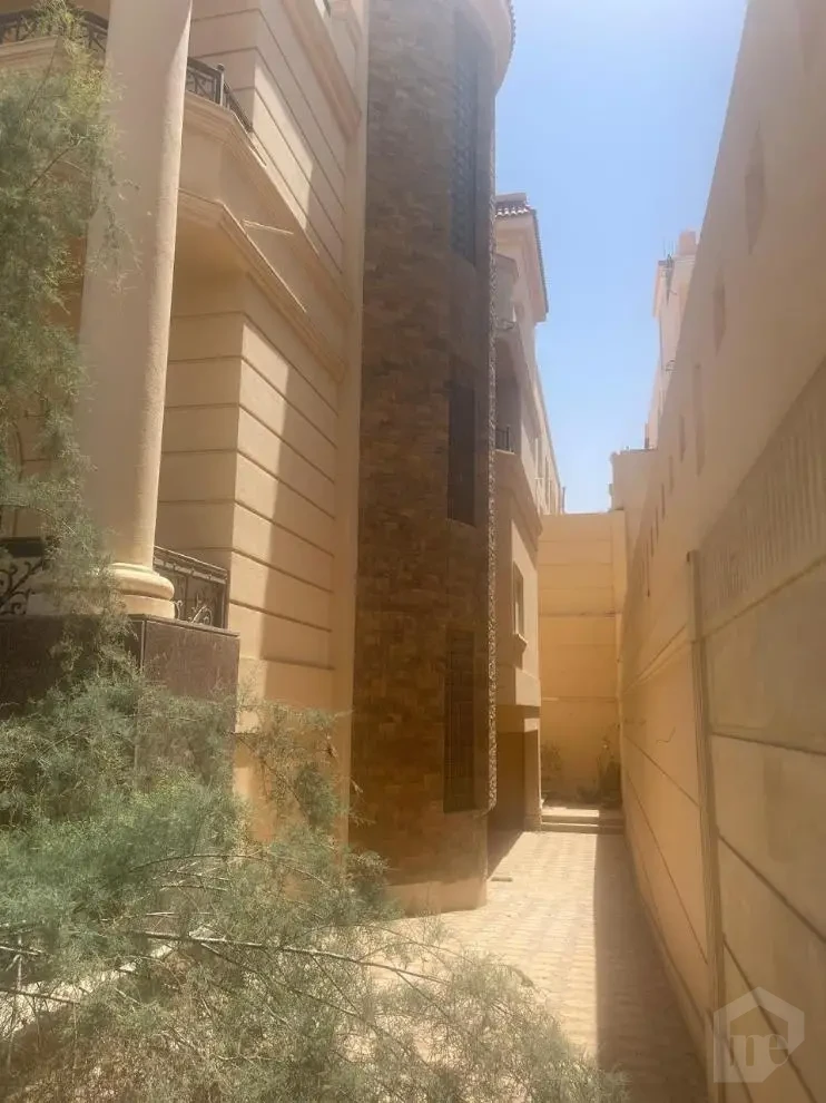 للبيع فيلا فالشروق