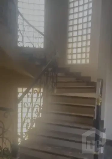 للبيع في الشروق فيلا 5 غرف