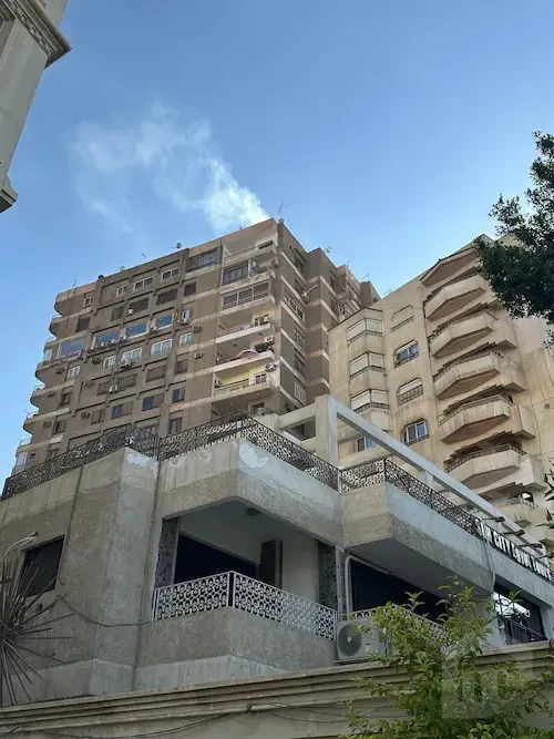 فيلا للبيع في مصر الجديدة عند قصر البارون
