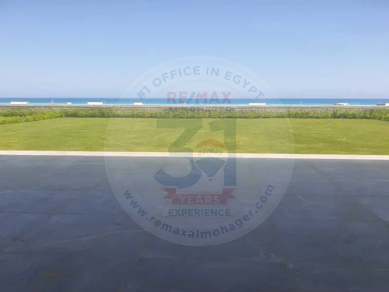 Villa for sale in Ras El Hekma