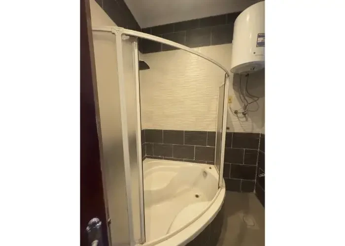 فيلا للبيع في المعادي سرايات بحمام بانيو