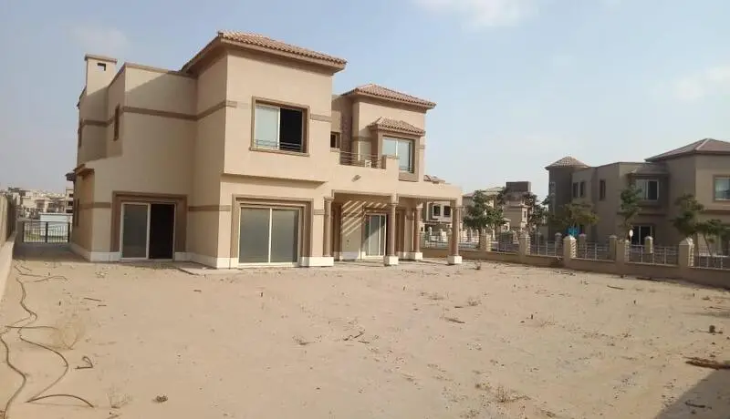 Villa for sale in Palm Hills Katameya Fifth Settlement full exterior view