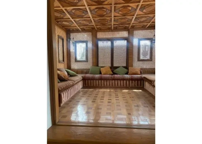 فيلا للبيع في كمبوند تارا الشيخ زايد مجلس بطراز أندلسي