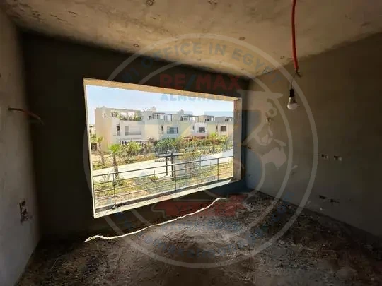 فيلا للبيع فى ذا كراون
