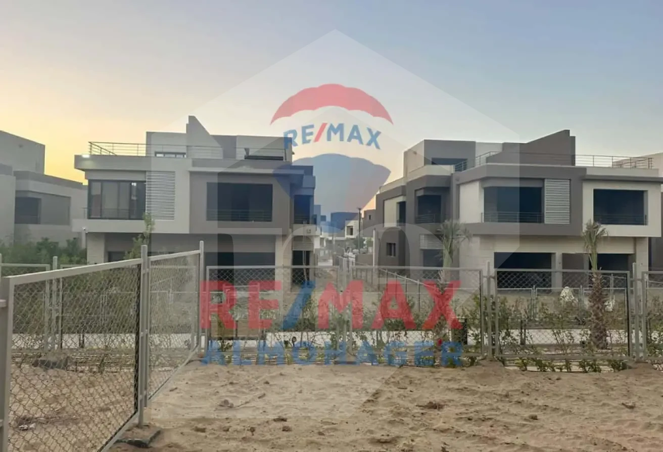 Villa for sale in The Crown Palm Hills modern facade inside Palm Hills 6 October