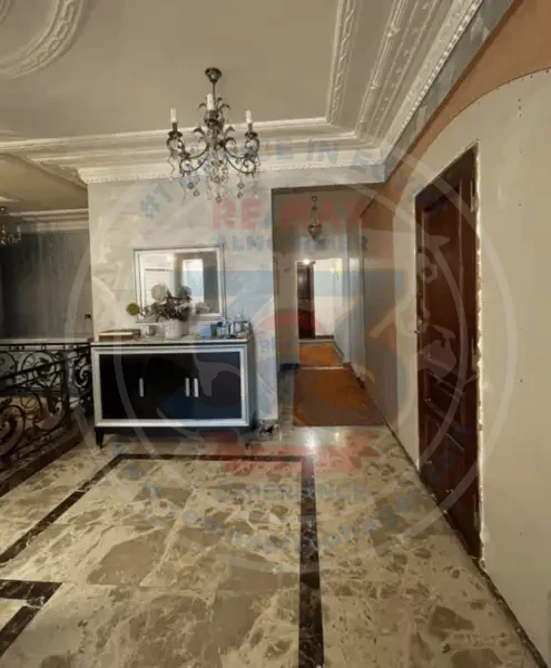 Villa for sale in Obour sixth district 600m marble entrance