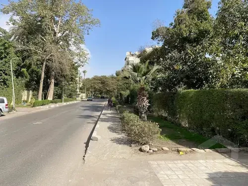 فيلا للبيع في المعادي السرايات بالقرب من السفارات