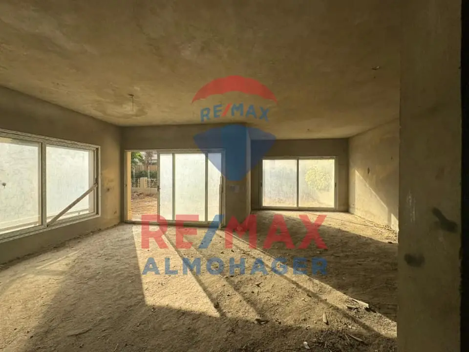 للبيع | فيلا واسعة نوع أول – جولف إكستنشن – موقع مميز