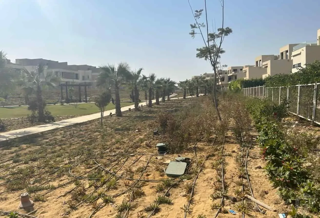 امتلك فيلا أحلامك على البحيرة – تقسيط بدون فوائد