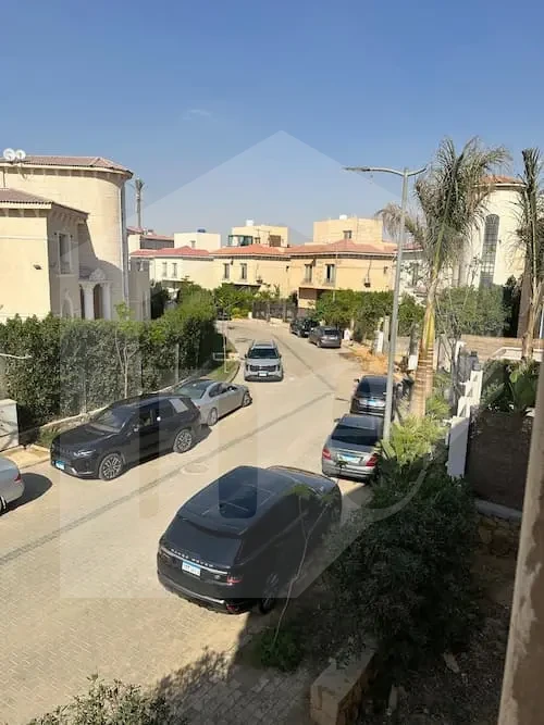 للبيع فيلا مستقلة 4نوم نصف تشطيب كمبوند ريحانة